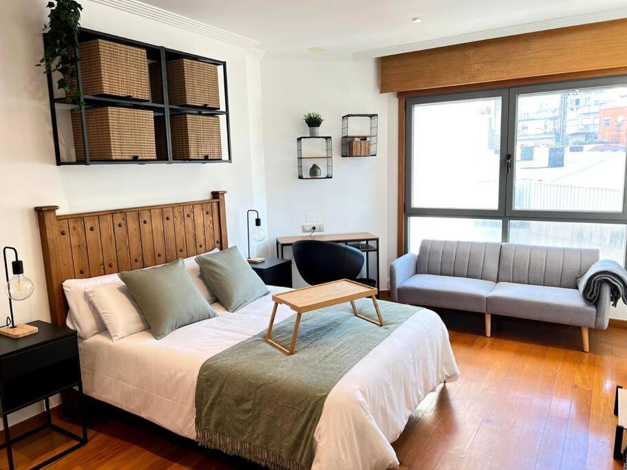 Central Suites Poli Sanz Виго Экстерьер фото